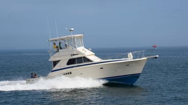 1988 Chris-Craft Commander 422