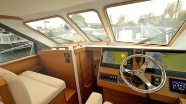 2022 Coastal Craft 33 Express