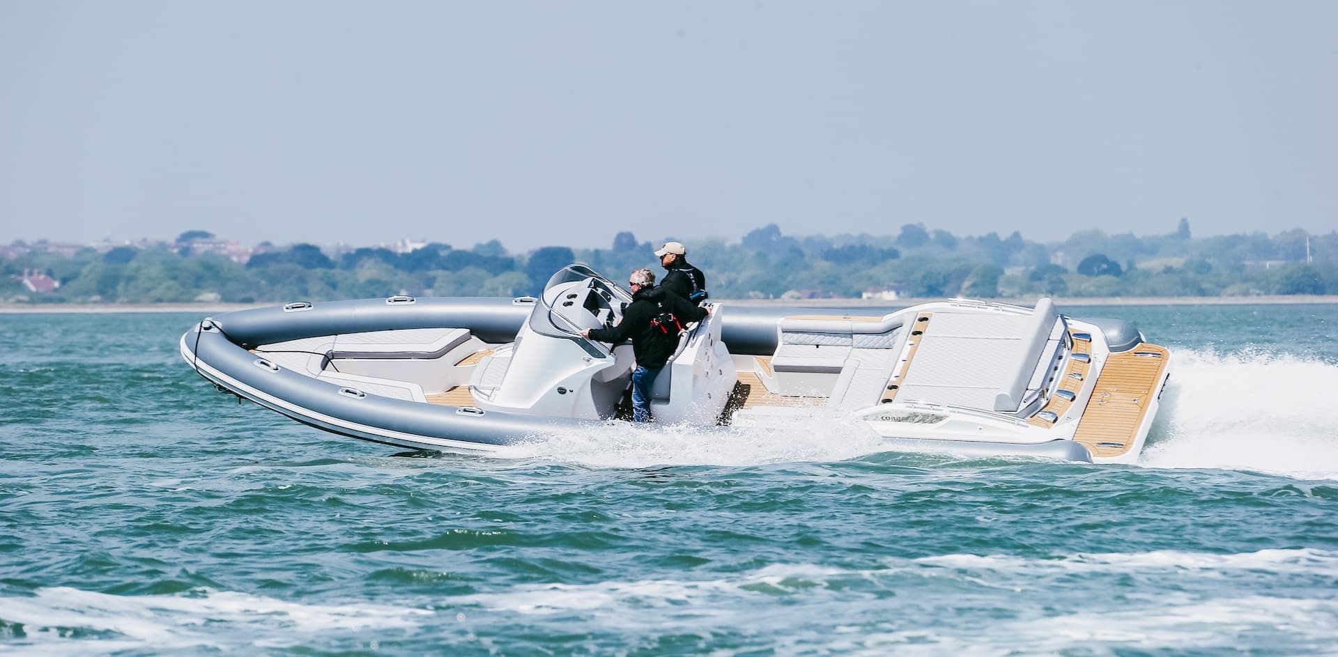 2020 Cobra Ribs Nautique Inboard 9.5