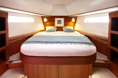 2013 Contest Yachts 52MC Fastlane