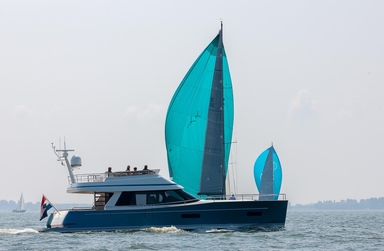 2013 Contest Yachts 52MC Flybridge