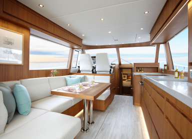 2013 Contest Yachts 52MC Flybridge