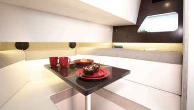 2021 Cruisers Yachts 38 GLS I/O