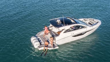 2021 Cruisers Yachts 42 GLS OB