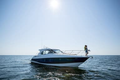 2014 Cruisers Yachts 45 Cantius