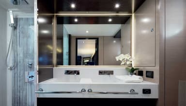 2021 Cruisers Yachts 60 Cantius