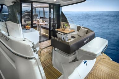 2019 Bavaria Yachts R40