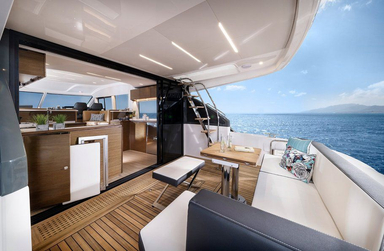 2022 Bavaria Yachts R55