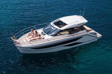 2022 Bavaria Yachts SR36