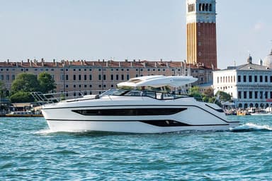 2022 Bavaria Yachts SR36