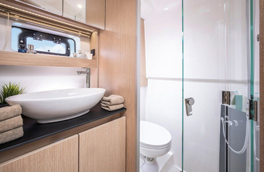 2023 Bavaria Yachts SR33