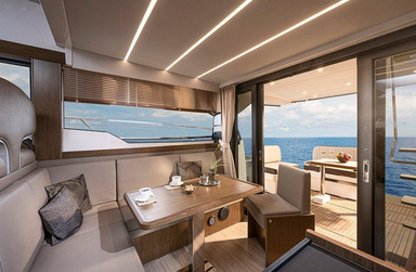 2017 Bavaria Yachts Virtess 420