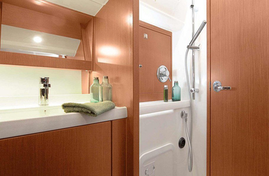 2012 Bavaria Yachts Vision 42