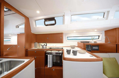 2012 Bavaria Yachts Vision 42