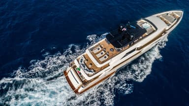 2018 Custom Line Navetta 42