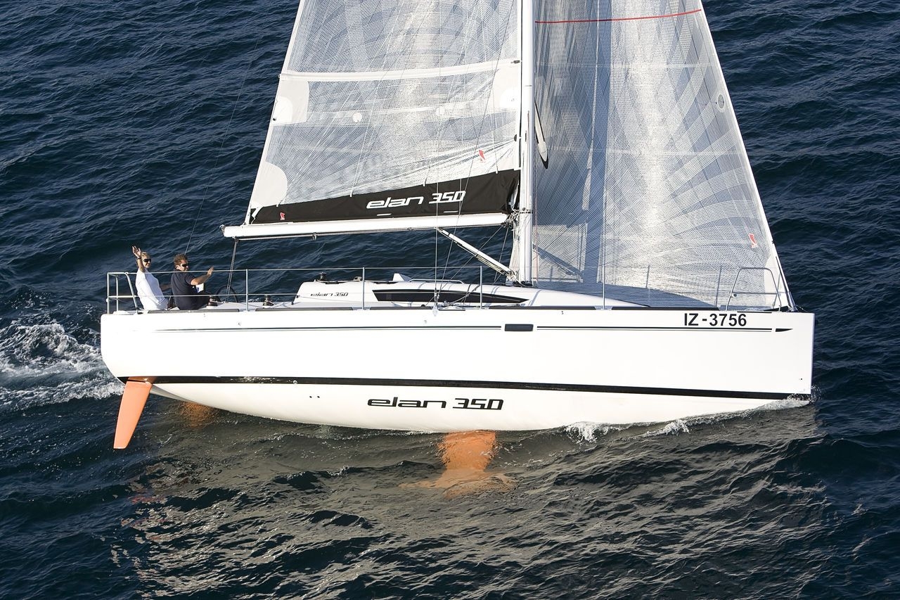 2011 Elan Yachts 350
