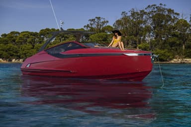 2020 Fairline F-Line 33 Outboard