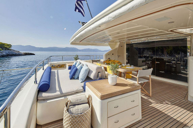 2004 Ferretti Yachts 94 Custom Line