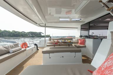 2016 Fountaine Pajot Helia 44