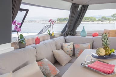 2016 Fountaine Pajot Helia 44