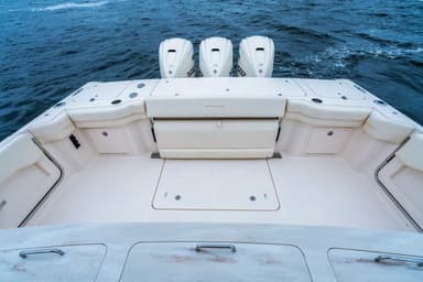 2024 Grady-White Canyon 386