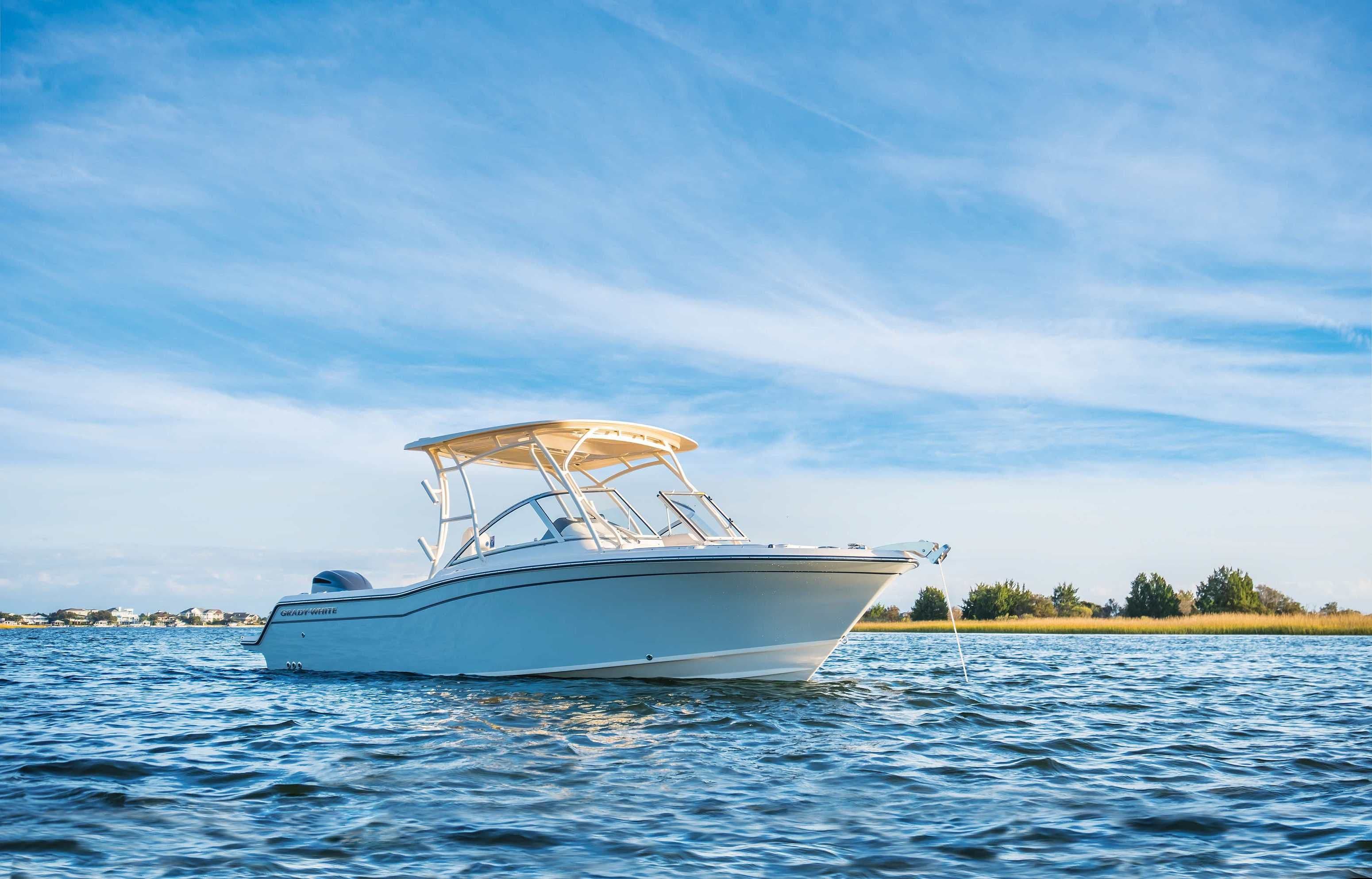 2022 Grady-White Freedom 235