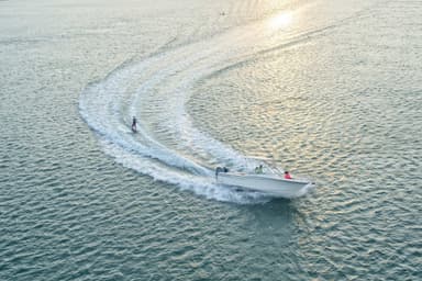 2022 Grady-White Freedom 255