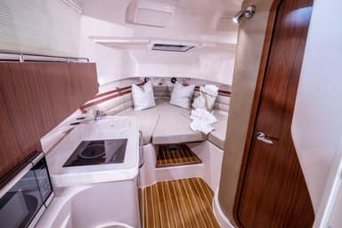 2022 Grady-White Marlin 300