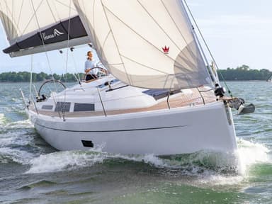 2018 Hanse Yachts 348