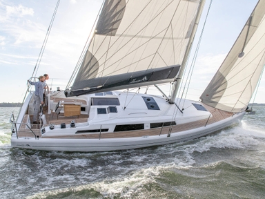 2018 Hanse Yachts 348