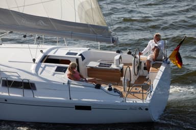 2011 Hanse Yachts 385