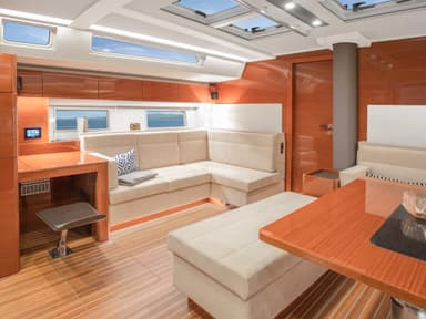 2022 Hanse Yachts 548