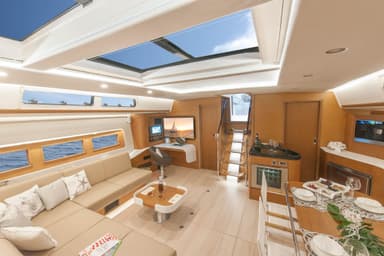 2015 Hanse Yachts 675