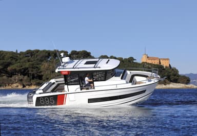 2022 Jeanneau Merry Fisher 895 Sport