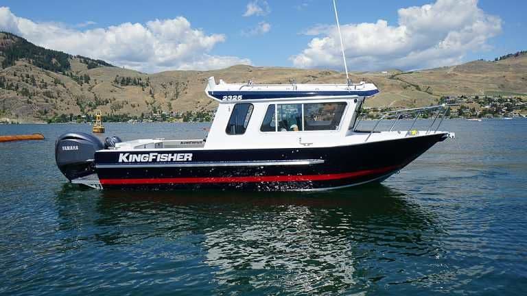 2022 KingFisher Boats 2325 Coastal Express
