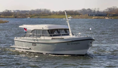 2016 Linssen Yachts 30 SL Sedan
