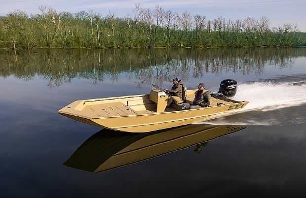 2021 Lowe Boats Roughneck 1860 SC
