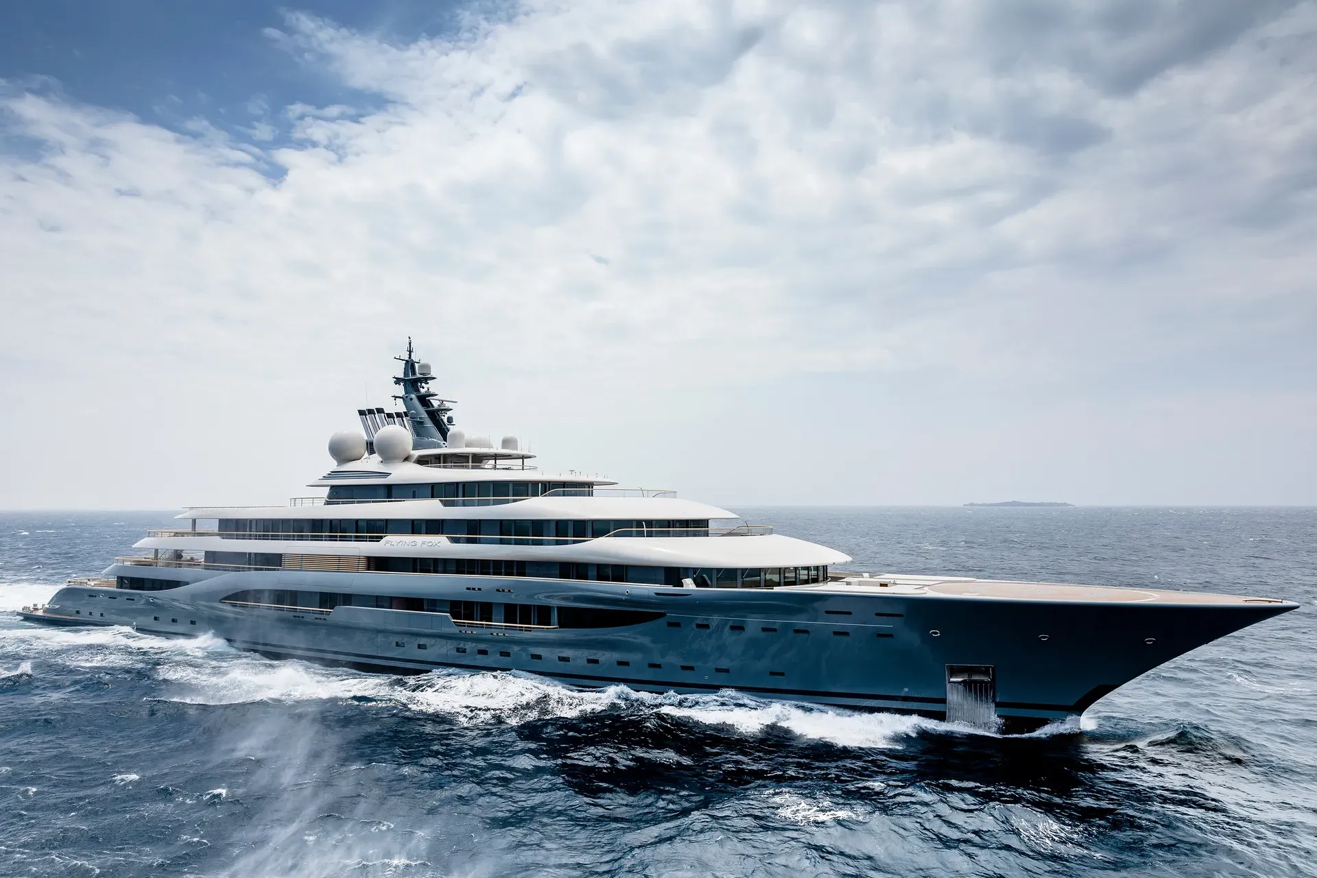 2018 Lurssen Yachts Flying Fox
