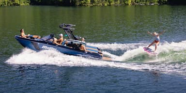2023 Malibu Boats Wakesetter 21 LX-R
