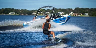 2023 Malibu Boats Wakesetter 21 LX-R