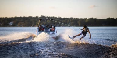 2023 Malibu Boats Wakesetter 21 LX-R