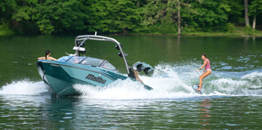 2021 Malibu Boats Wakesetter 22 LSV