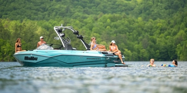2021 Malibu Boats Wakesetter 22 LSV