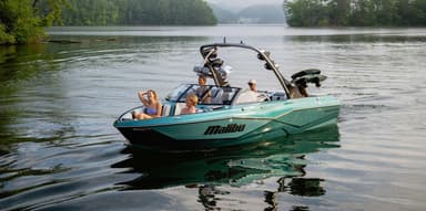 2021 Malibu Boats Wakesetter 22 LSV