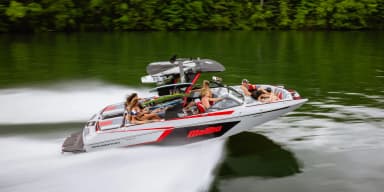 2022 Malibu Boats Wakesetter 24 MXZ