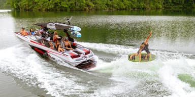 2022 Malibu Boats Wakesetter 24 MXZ