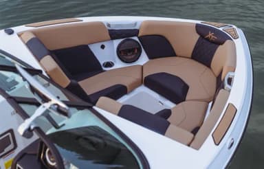 2018 Mastercraft XT22T