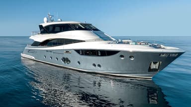 2021 Monte Carlo Yachts MCY 105 Skylounge