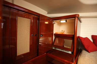 2021 Moody Yachts Aft Cockpit 41