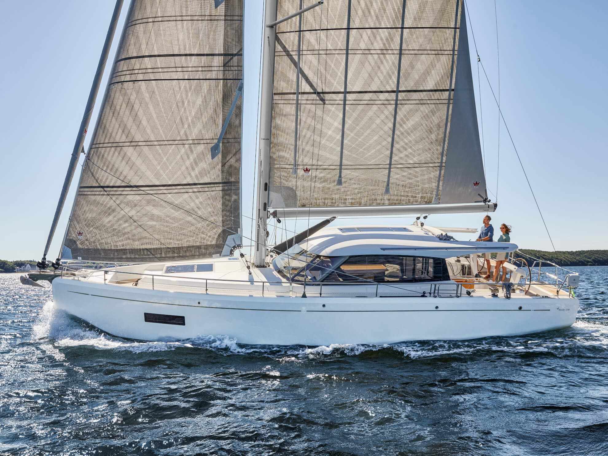 2013 Moody Yachts Decksaloon 41